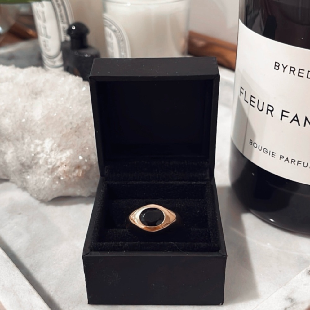 14k Gold Onyx Signet Ring